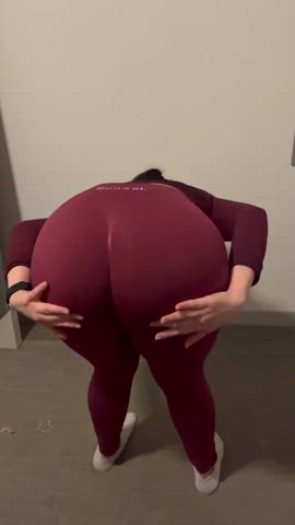 ass big ass brunette latina onlyfans workout gif