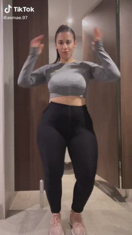 Big Ass TikTok Arab gif