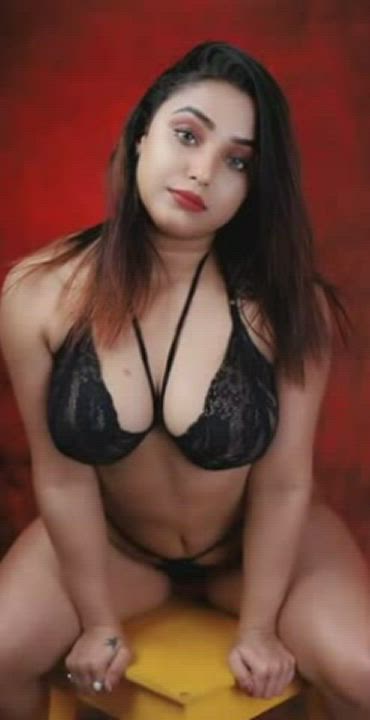 Desi Indian Model gif