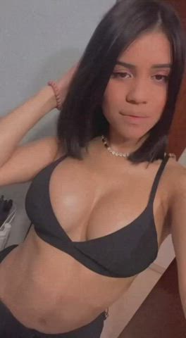 big tits boobs brunette fake boobs fake tits latina onlyfans short hair tits gif