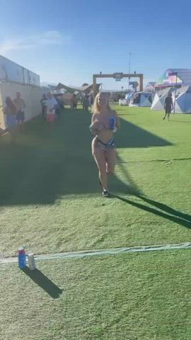 festival solo tits gif