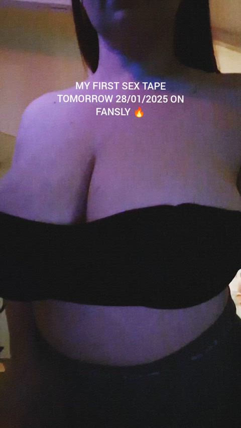 amateur big tits boobs hardcore homemade hotwife nsfw natural tits onlyfans tits