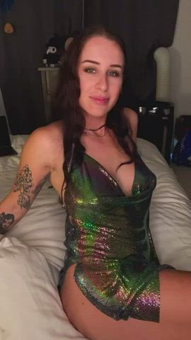 Sparkly lily slut