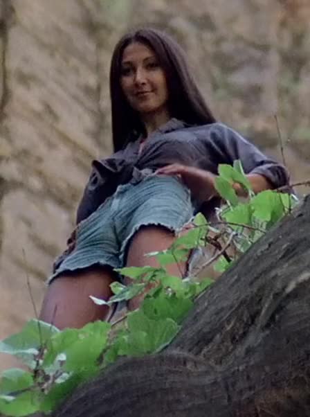Brenda Venus - The Eiger Sanction (1975)