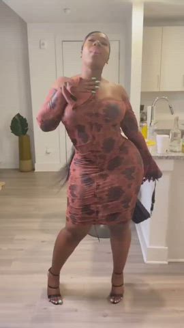 Filling up that entire dress sheesh