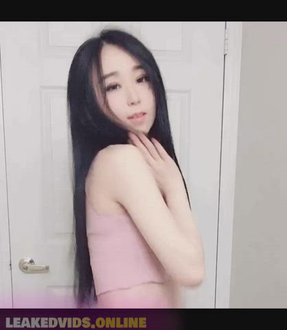 Asian Dancing OnlyFans gif