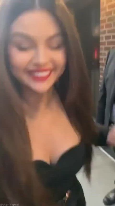 celebrity cleavage selena gomez gif