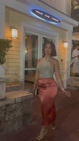 amateur big ass dress high heels homemade outdoor gif