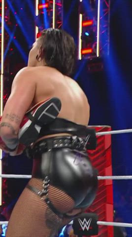 alt ass big ass booty goth tattoo thick thighs wrestling gif