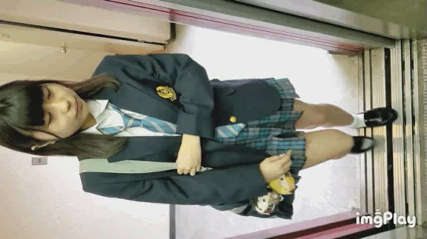 18 years old japanese schoolgirl upskirt gif