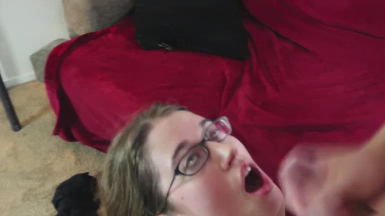 Blowjob Couple Cumshot Facial Glasses Natural Tits gif