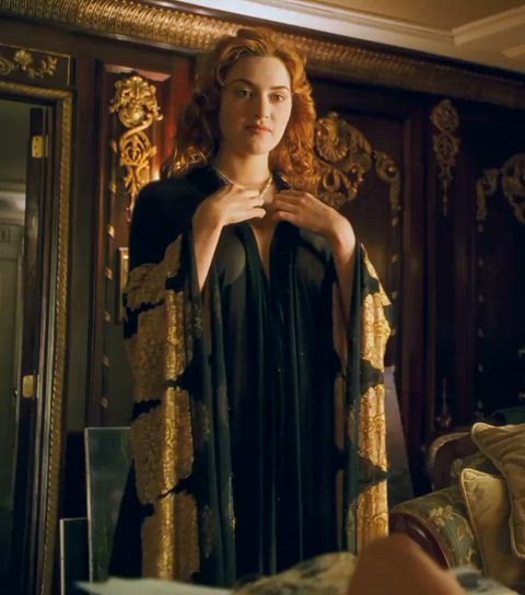 Kate Winslet in 'Titanic'