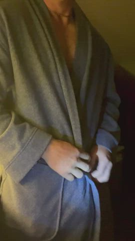 [47] Dad opens his robe on a Friday …