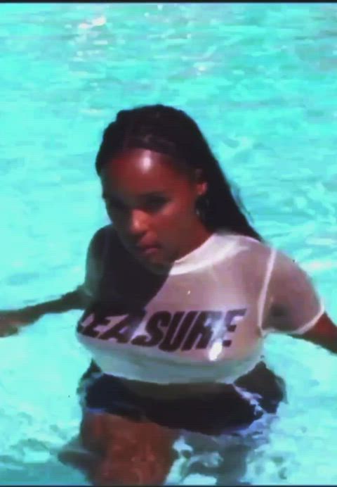 big ass big tits celebrity ebony swimming pool gif