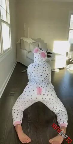 ass brunette cute latina nsfw onlyfans pornstar solo thick twerking gif