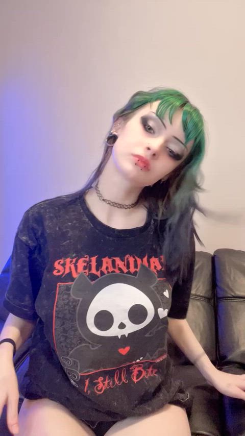 boobs goth tits goth-girls just-boobs legal-teens gif