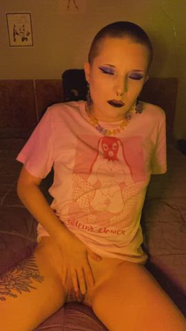 alt goth hairy pussy petite pussy shaved short hair spread gif
