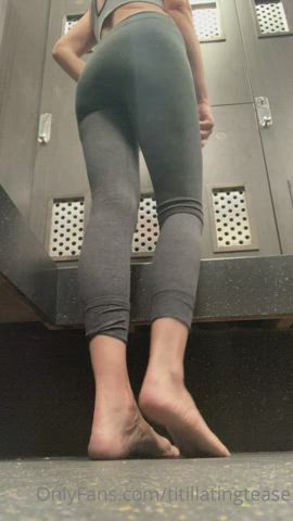 Feet Gym MILF Mature POV gif