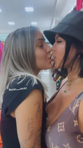 Kiss Kissing Selfie gif