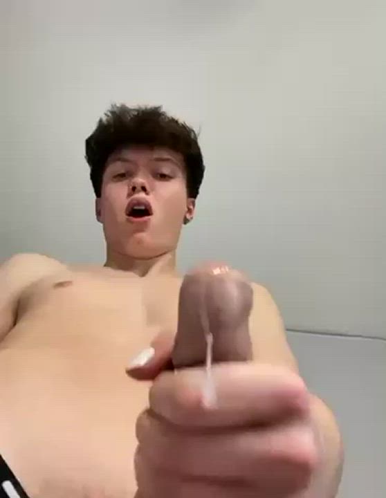 pov i just cummed on your face ??