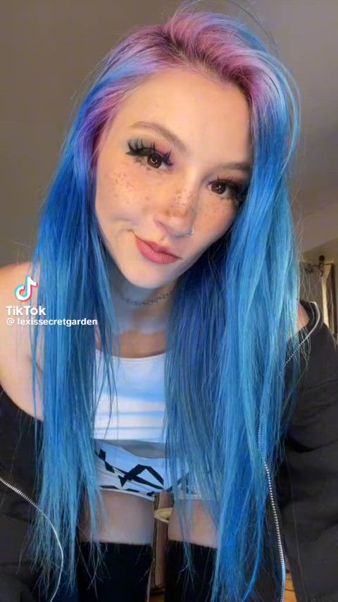 GiuVictoria - More Tiktok flash videos on my TT likes (juanmomo45)