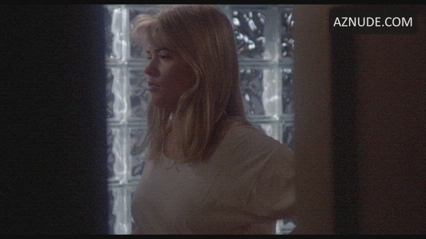 Kristy Swanson - Flowers in the Attic (1987)