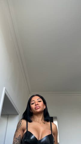 big tits dom domina dominant domination domme ebony onlyfans gif