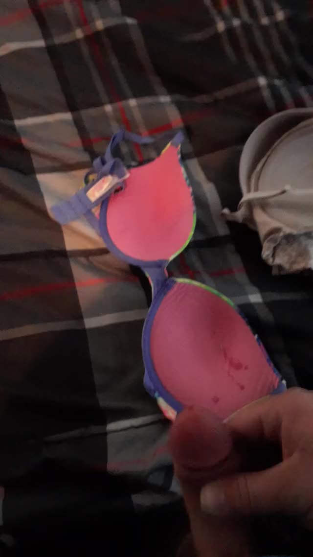 Cute spanish chicks bra