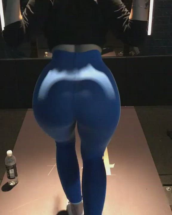 Ass Pawg Yoga Pants gif