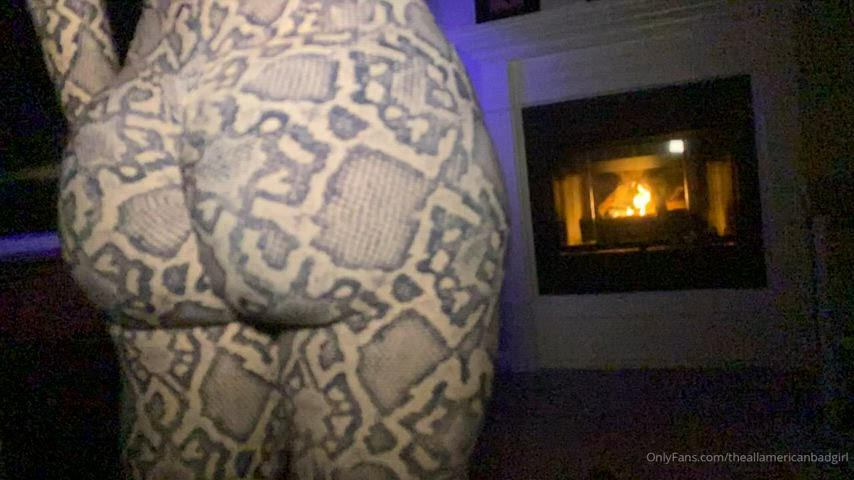 ass ass shaking big ass blonde huge ass jiggle jiggling onlyfans shaking thick gif