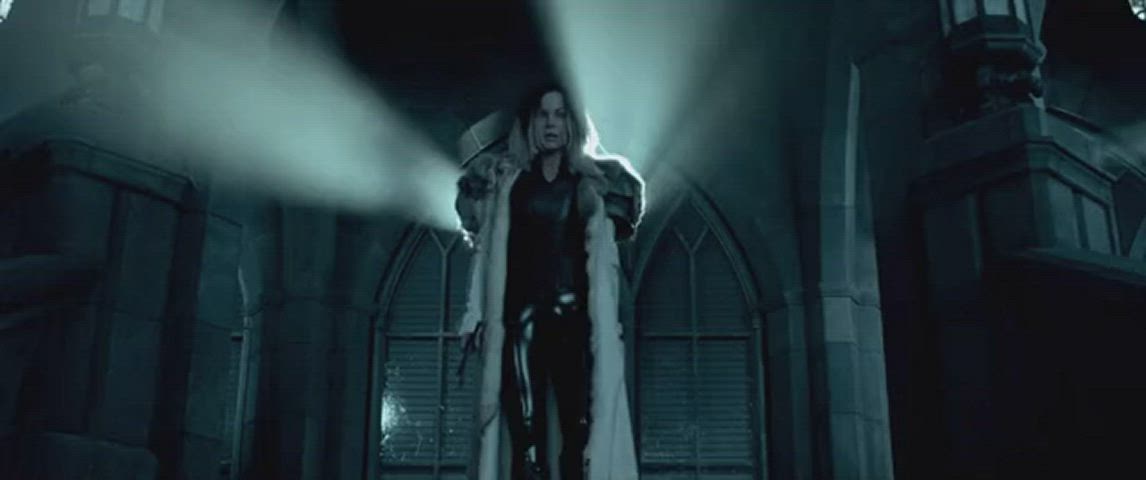 celebrity kate beckinsale sexy gif