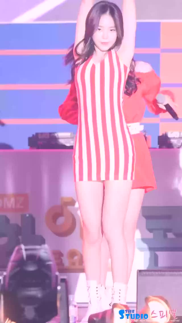 190706 에이핑크 손나은 직캠 4K '1도 없어 I'm so sick' Apink Naeun facnam