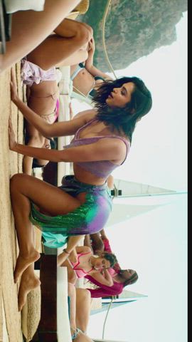 Full Screen Hotness of Deepika Padukone. Your Welcome