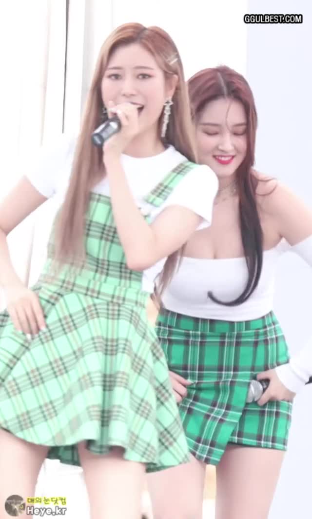 모모랜드 낸시 (MOMOLAND NANCY) 묵직한 무브먼트