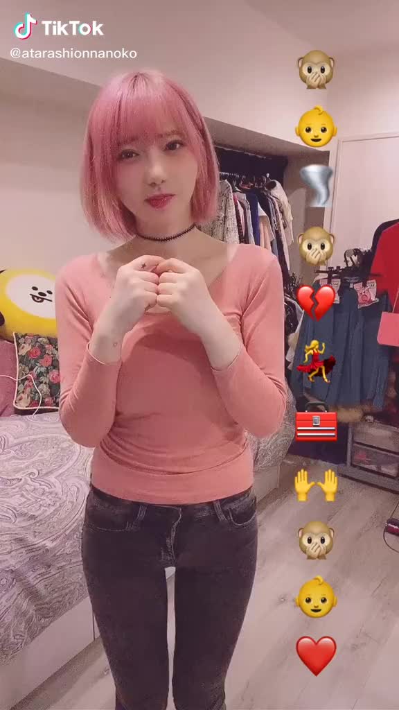 TikTok Japan (696)