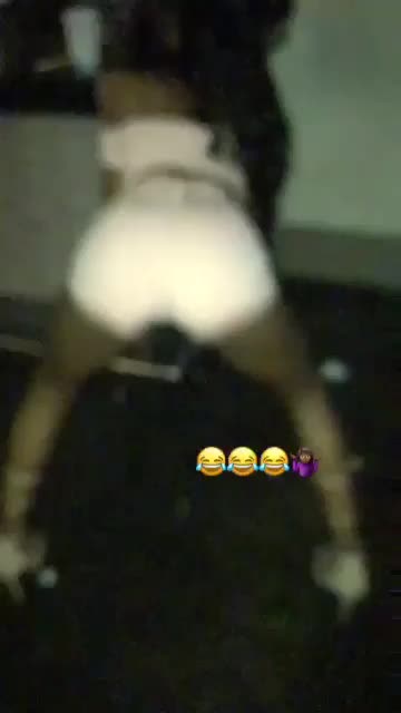 dancing ebony party twerking gif