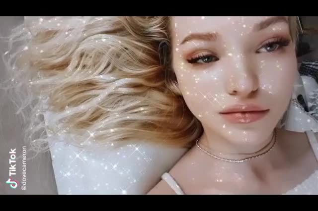 Dove Cameron