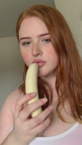 Amateur Blowjob Close Up Food Fetish Long Tongue Redhead Solo Teen Tongue Fetish