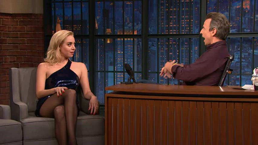 aubrey plaza blonde dirty blonde gif