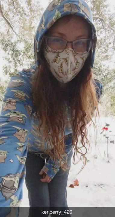 Texas mom in the snow (f) 39