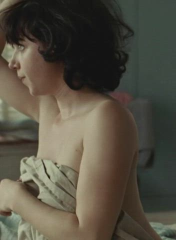 brunette celebrity naked gif