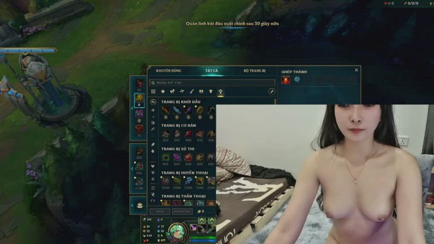 nude LoL streamer