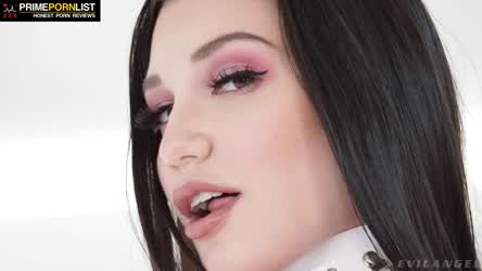 Anal Brunette Pale gif