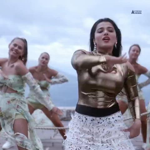bollywood boobs booty celebrity cute grinding hindi huge tits indian gif