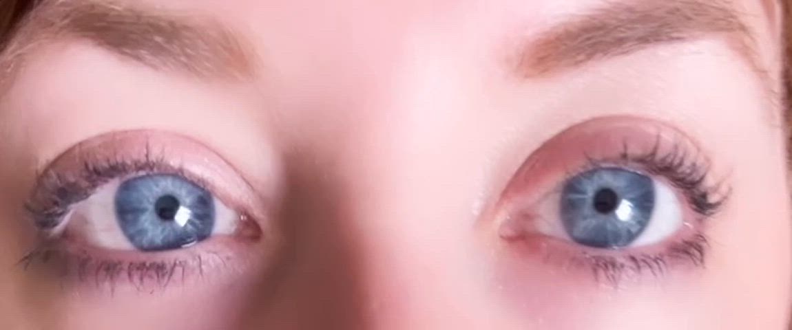 big eyes blue eyes face fuck milf gif