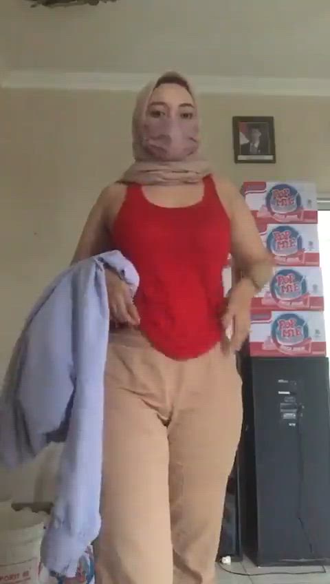 big tits hijab indonesian malaysian muslim teen gif