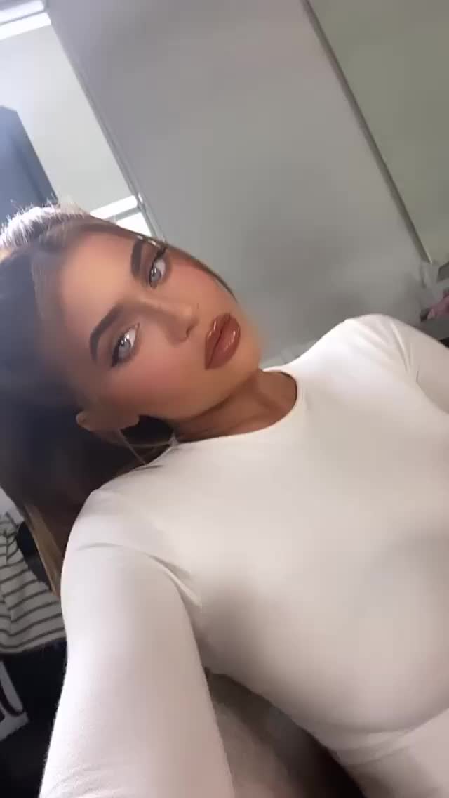 Kylie's insane lips