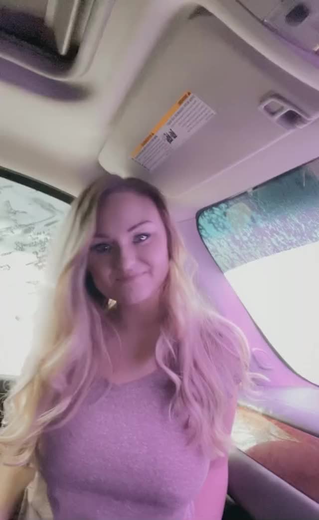 Fun in the car wash!!! ? (OC Titty Drop)