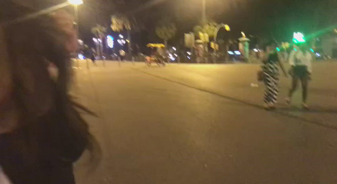 Flashing on the street in public!