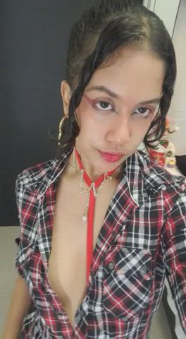 camgirl latina sensual gif